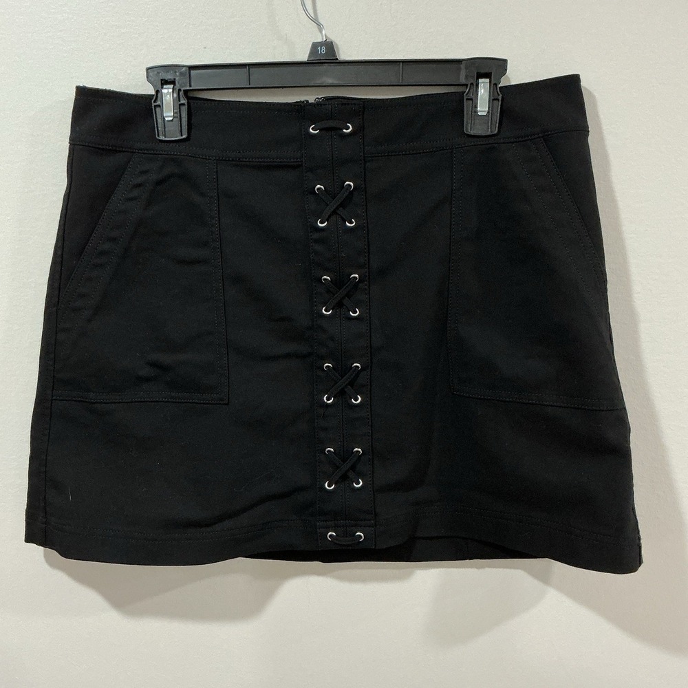 Express Black Lace Up‎ Front Grommet Mini Skirt Size 14 Goth Grunge Rock